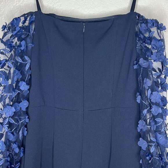 New Eliza J Off the Shoulder 3D Floral Sleeve
Scuba Crepe Dress Size 8 - Picture 8 of 16